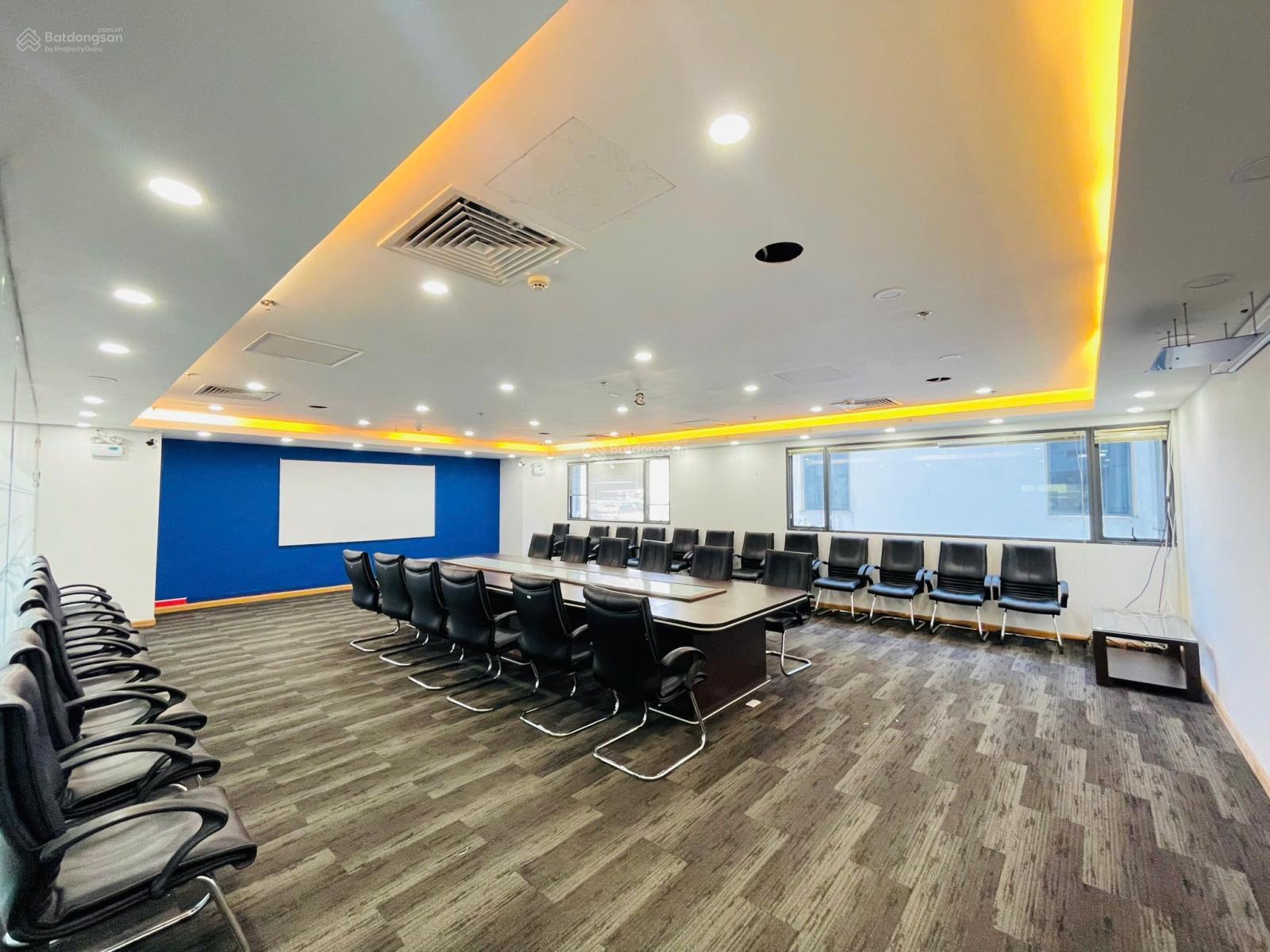 cho-thue-van-phong-80m2-view-kinh-thoang-le-van-thiem-yen-hoa-2